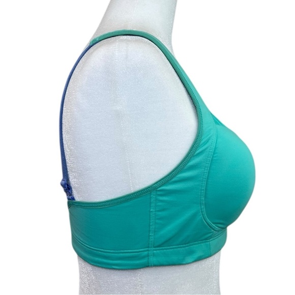Lululemon - Women's 'Ta Ta Tamer' Sports Bra, Two-Tone - Green/Blue, Size 34D - Picture 9 of 16